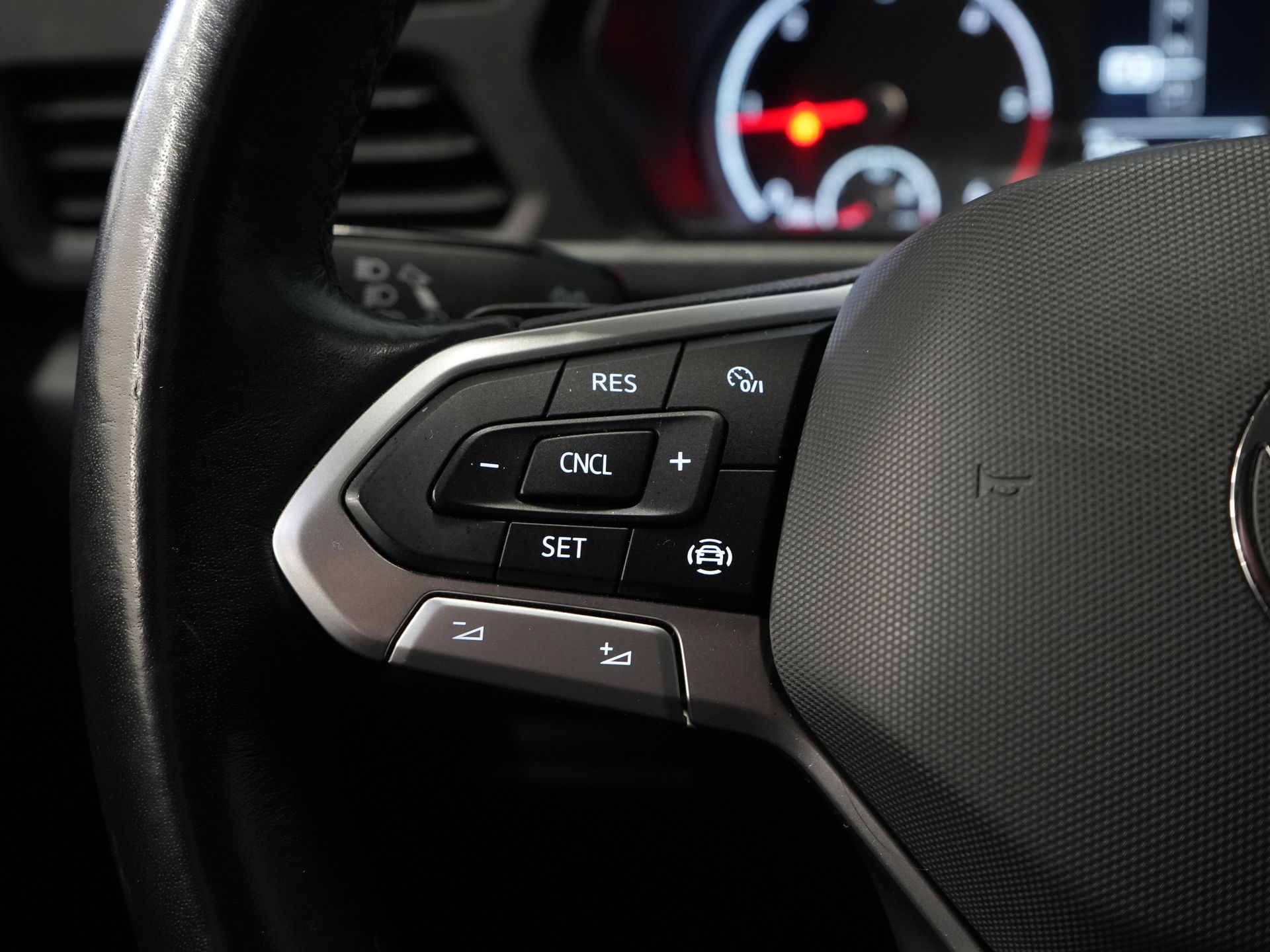 Volkswagen Caddy Cargo Maxi Bestelbus 2.0 TDI 125 pk DSG Aut. Standkachel/ Stoelverw./ Carplay/ Airco/ Dakdragers/ Cruise/ PDC/ Trekhaak