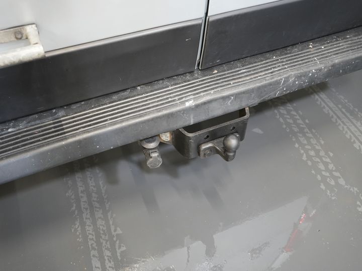 Fiat Ducato Bestelbus 2.3 MJ 120 pk L2H2 BPM VRIJ! Glasresteel/ Glastransporter/ Glaswagen/ Navi/ Climate/ Camera/ 2.5t Trekverm/ Imperiaal