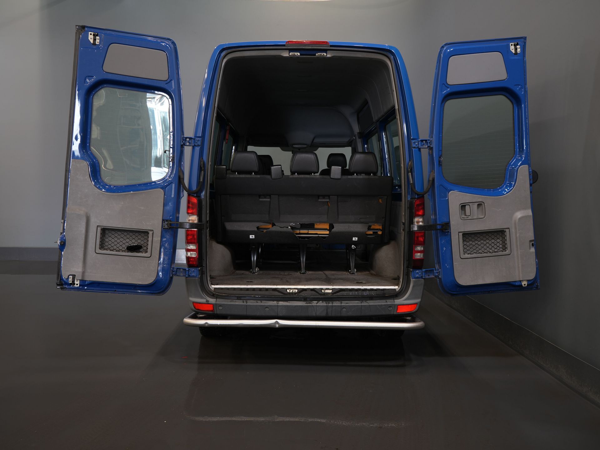 Mercedes-Benz Sprinter Transport de Personnes 213 2.2 CDI Aut. L2H2 €11,979,- TTC BPM FREE ! EXPORT Bien rouler/ Combi/ 9 personnes/ Combi/ 9P/ Airco