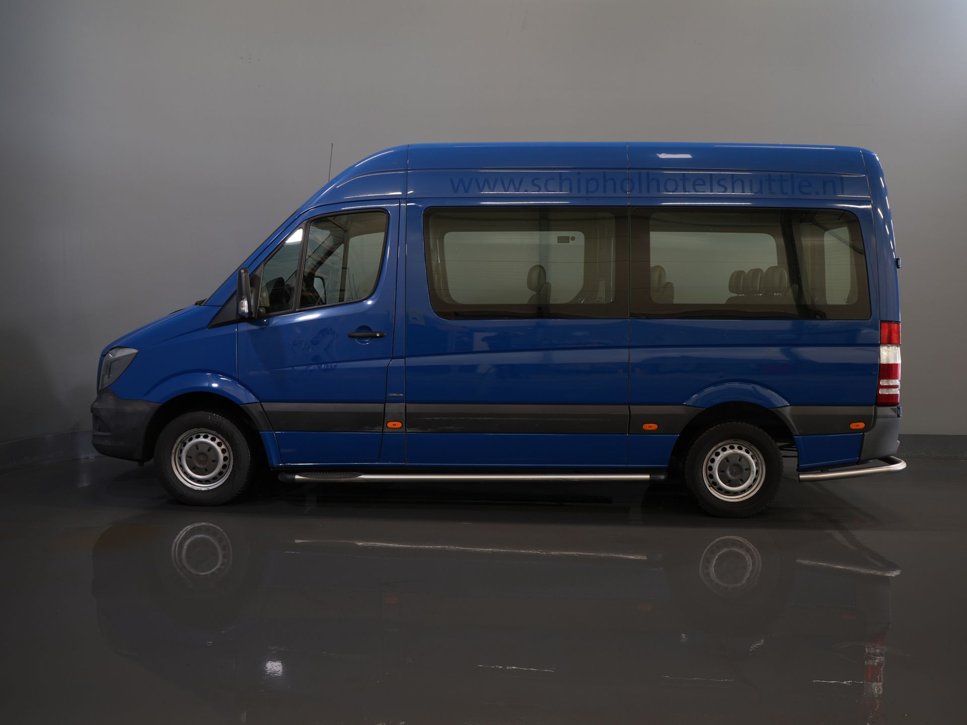Mercedes-Benz Sprinter Transport de Personnes 213 2.2 CDI Aut. L2H2 €11,979,- TTC BPM FREE ! EXPORT Bien rouler/ Combi/ 9 personnes/ Combi/ 9P/ Airco