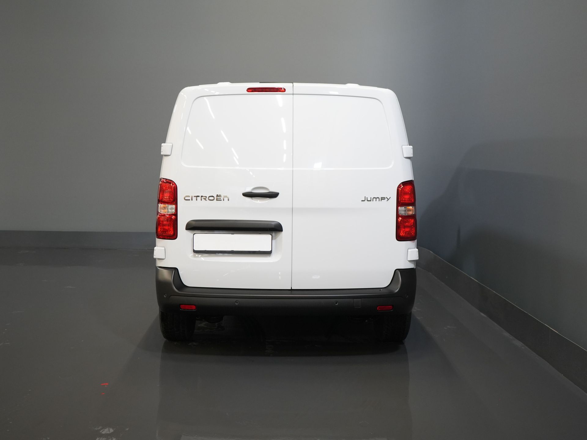 Citroën Jumpy Van 2.0 HDI 145 к.с. L2 BPM БЕЗКОШТОВНО! Віртуальний кокпіт / Навігація / Carplay / Камера / PDC / Круїз / Airco
