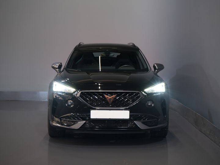 CUPRA Formentor SUV 1.4 TSI e-Hybrid VZ Performance Limited 245 CV Adapt.Cruise/ Matrix/ Calefacción auxiliar/ Asientos calefactables/ Volante calefactable/ Carplay/ Cámara/ Navegador/