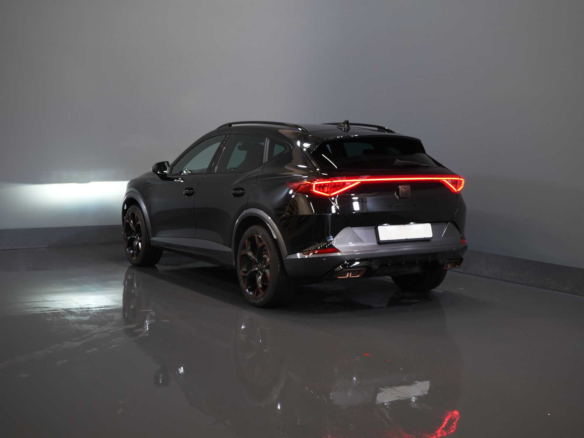 CUPRA Formentor SUV 1.4 TSI e-Hybrid VZ Performance Limited 245 CV Adapt.Cruise/ Matrix/ Calefacción auxiliar/ Asientos calefactables/ Volante calefactable/ Carplay/ Cámara/ Navegador/