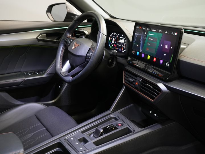 CUPRA Formentor SUV 1.4 TSI e-Hybrid VZ Performance Limited 245 CV Adapt.Cruise/ Matrix/ Calefacción auxiliar/ Asientos calefactables/ Volante calefactable/ Carplay/ Cámara/ Navegador/