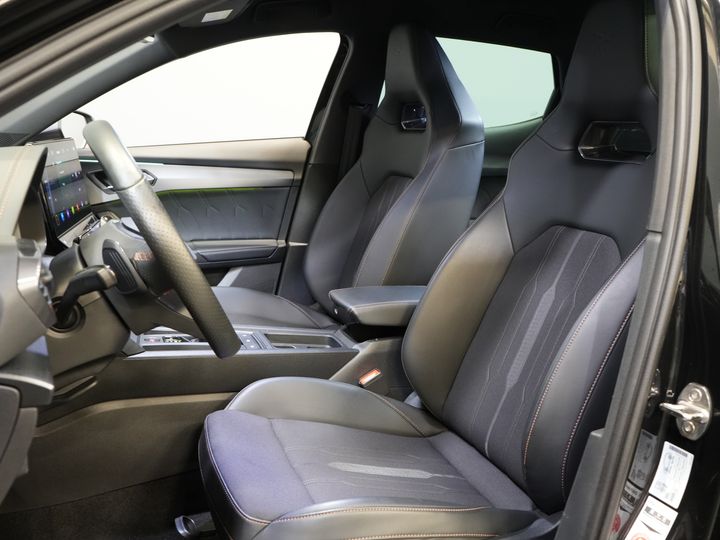 CUPRA Formentor SUV 1.4 TSI e-Hybrid VZ Performance Limited 245 CV Adapt.Cruise/ Matrix/ Calefacción auxiliar/ Asientos calefactables/ Volante calefactable/ Carplay/ Cámara/ Navegador/