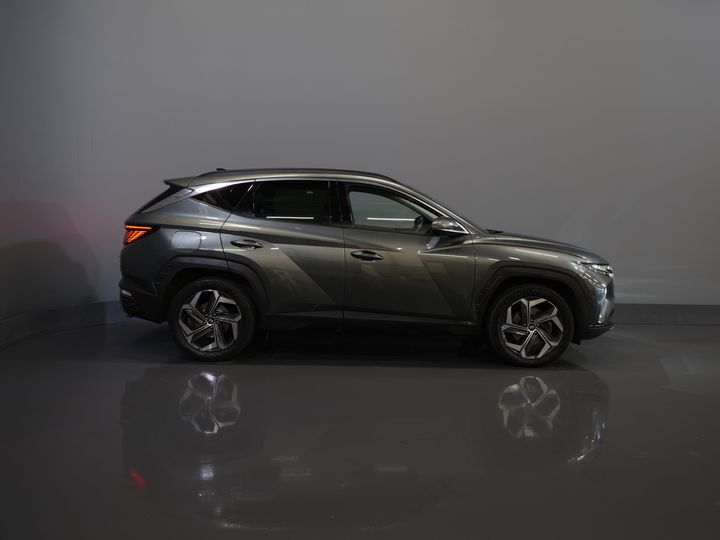 Hyundai Tucson SUV 1.6 T-GDI PHEV Premium 4WD/ Krell/ Cuero/ Control de crucero adaptativo/ Tapón eléctrico/ Memoria/ Asientos calefactables/ Asientos reclinables/ Volante calefactable.