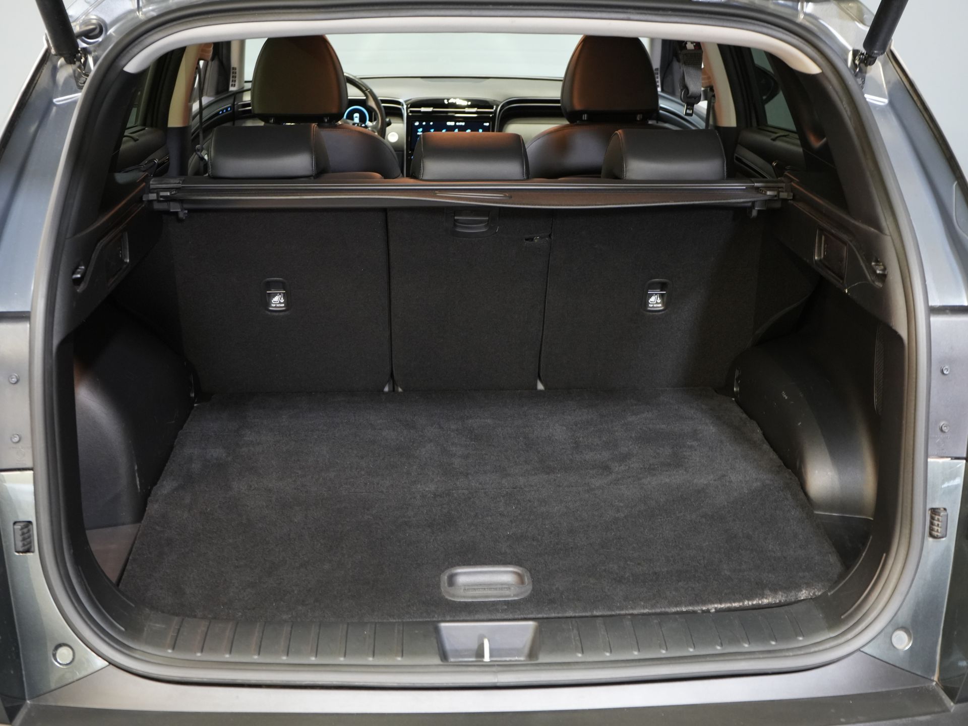 Hyundai Tucson SUV 1.6 T-GDI PHEV Premium 4WD/ Krell/ Cuero/ Control de crucero adaptativo/ Tapón eléctrico/ Memoria/ Asientos calefactables/ Asientos reclinables/ Volante calefactable.