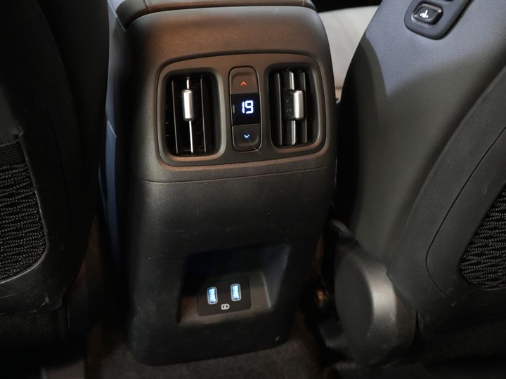 Hyundai Tucson SUV 1.6 T-GDI PHEV Premium 4WD/ Krell/ Cuero/ Control de crucero adaptativo/ Tapón eléctrico/ Memoria/ Asientos calefactables/ Asientos reclinables/ Volante calefactable.