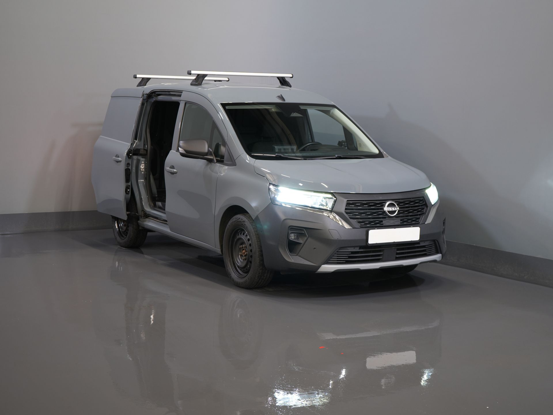 Nissan Townstar Van N-Connecta 130 к.с. БЕНЗИН Carplay/ Seatverw./ Keyless/ Camera/ PDC/ Cruise/ Airco