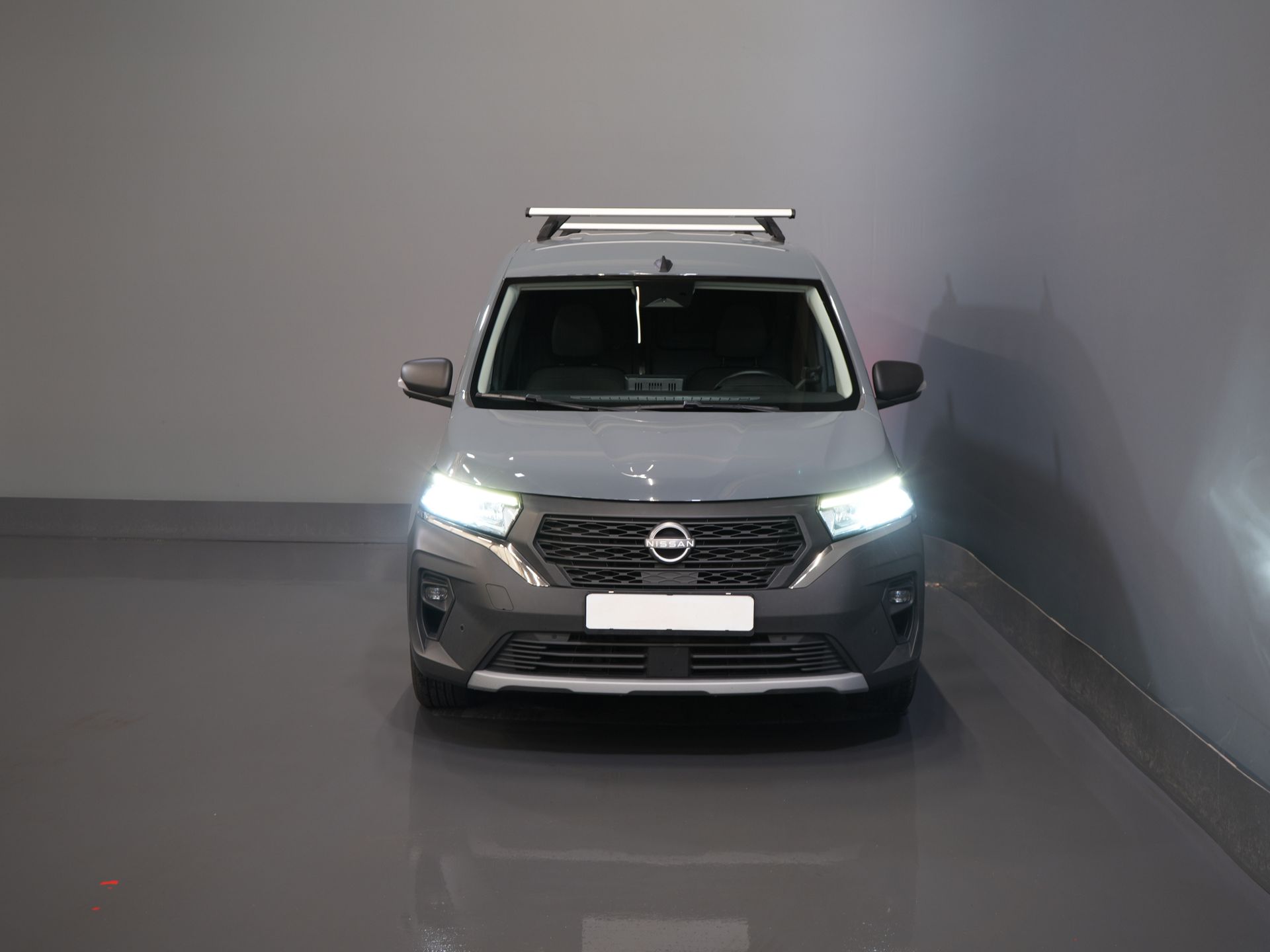 Nissan Townstar Van N-Connecta 130 к.с. БЕНЗИН Carplay/ Seatverw./ Keyless/ Camera/ PDC/ Cruise/ Airco