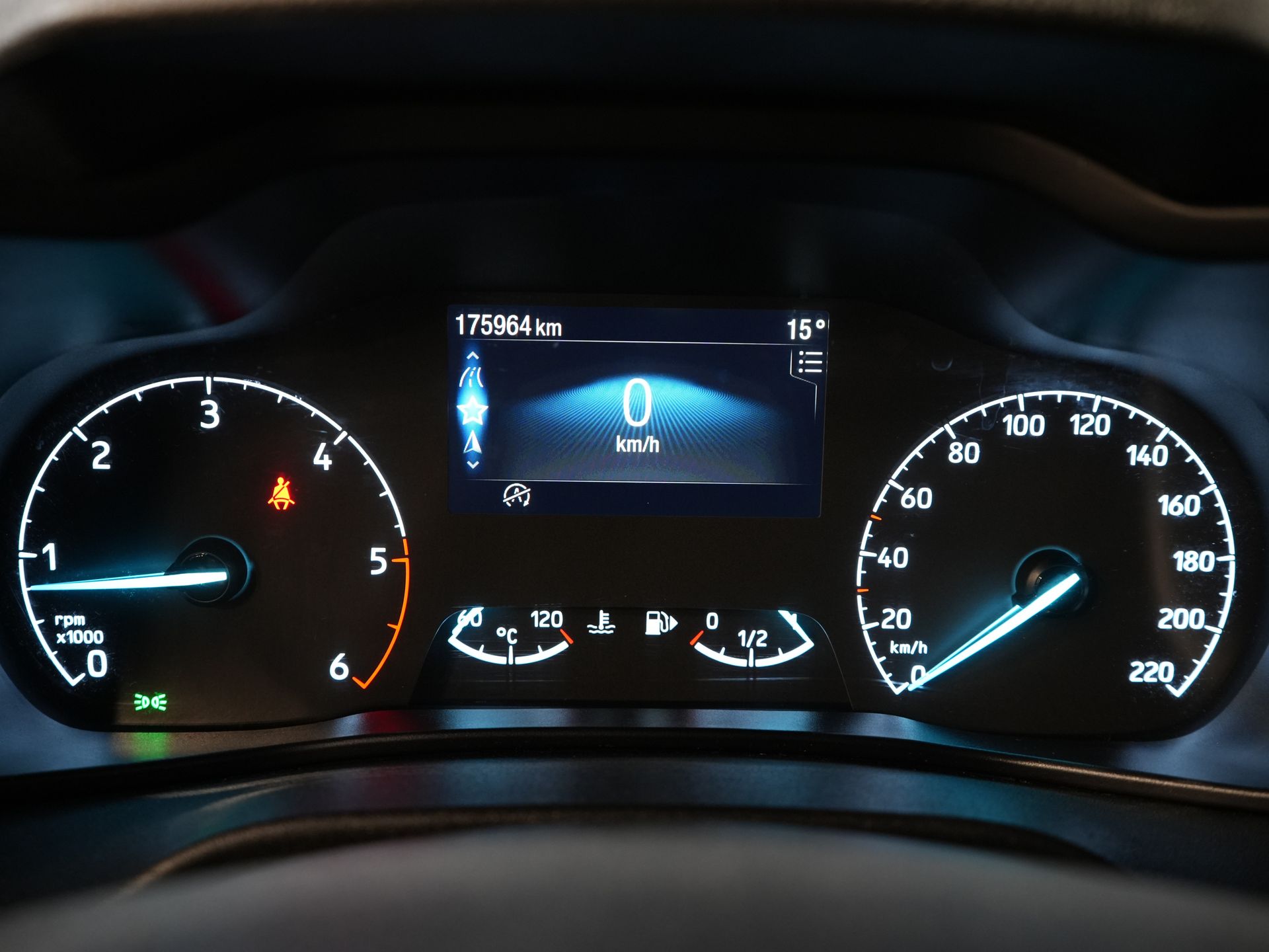 Ford Transit Connect Furgone 1.5 TDCI 100 CV Trend L2 ESENTE BPM! Cinghia DB V.V/ Carplay/ Telecamera/ Aria condizionata/ Navigatore/ PDC/ Gancio di traino