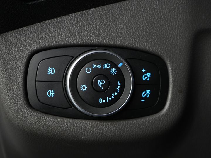 Ford Transit Connect Furgone 1.5 TDCI 100 CV Trend L2 ESENTE BPM! Cinghia DB V.V/ Carplay/ Telecamera/ Aria condizionata/ Navigatore/ PDC/ Gancio di traino