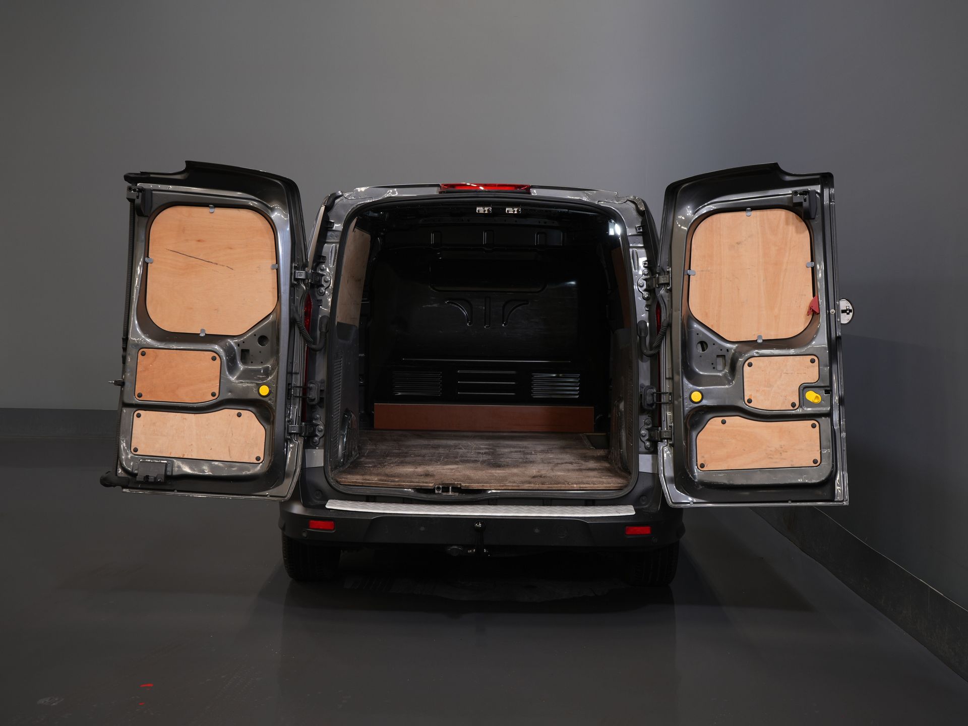 Ford Transit Connect Furgone 1.5 TDCI 100 CV Trend L2 ESENTE BPM! Cinghia DB V.V/ Carplay/ Telecamera/ Aria condizionata/ Navigatore/ PDC/ Gancio di traino