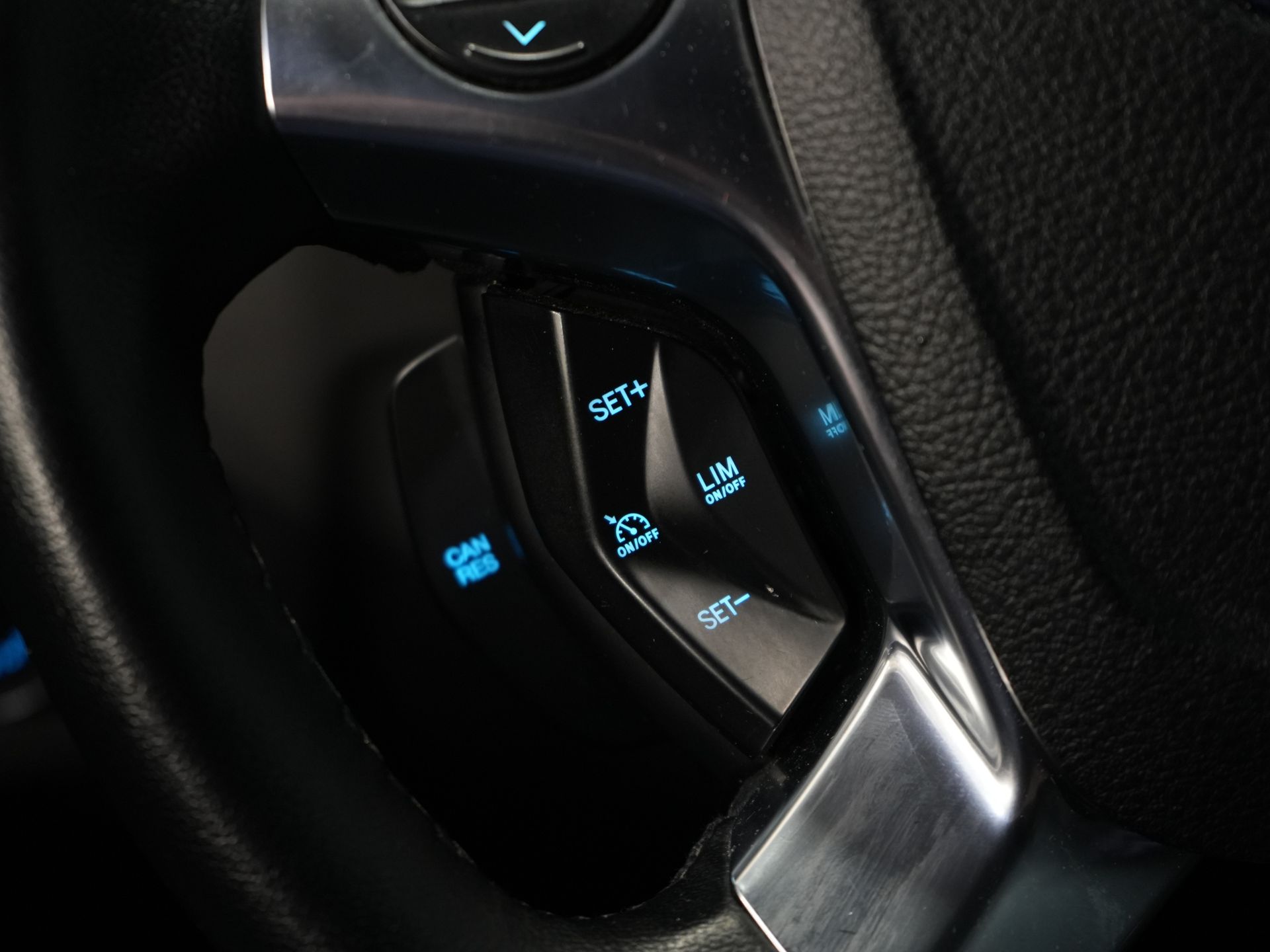 Ford Transit Connect Furgone 1.5 TDCI 100 CV Trend L2 ESENTE BPM! Cinghia DB V.V/ Carplay/ Telecamera/ Aria condizionata/ Navigatore/ PDC/ Gancio di traino