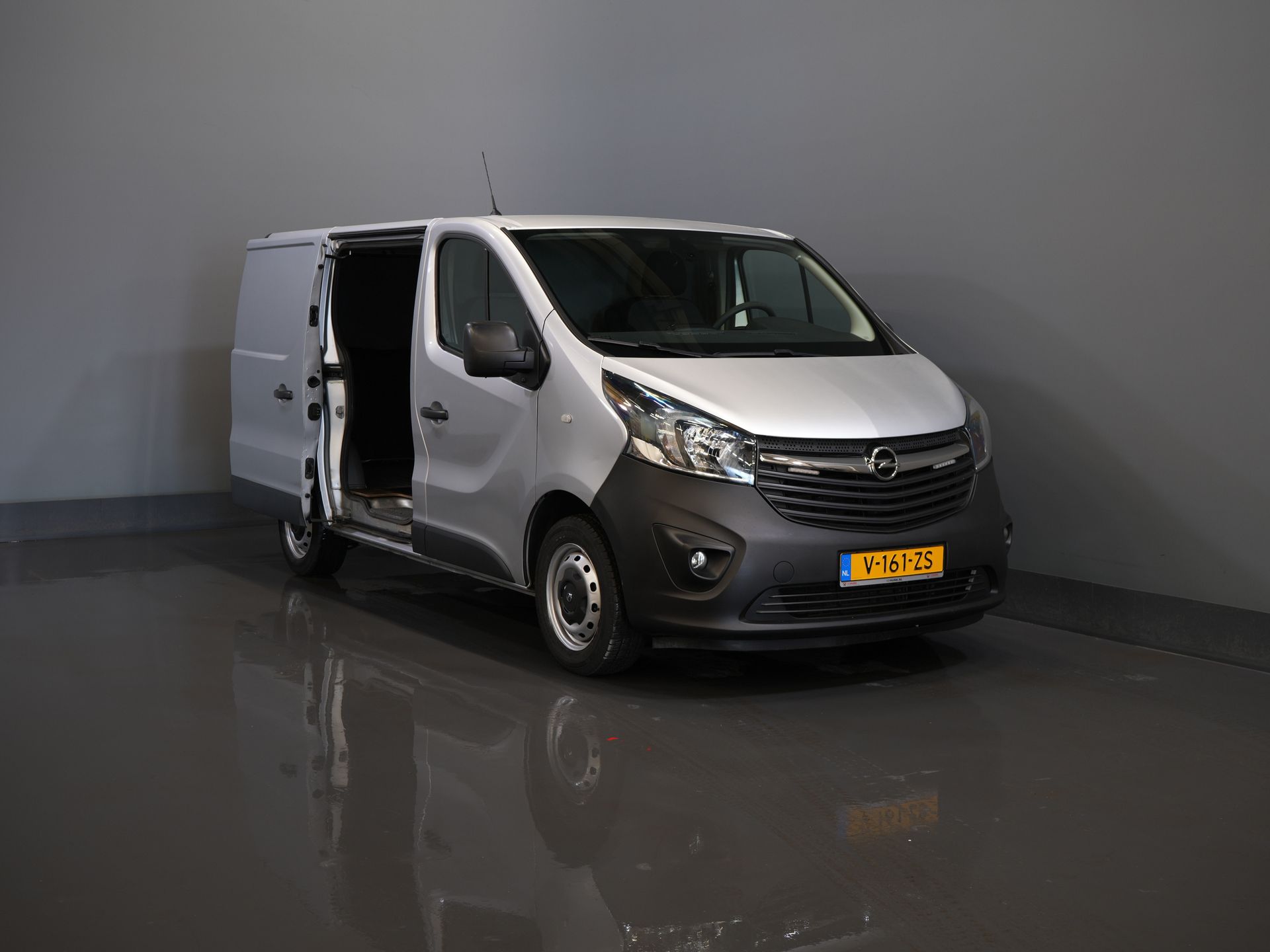 Opel Vivaro Furgoneta 1.6 CDTI 125 CV BPM ¡GRATIS! NL Car/ Camera/ PDC/ Cruise/ Towbar/ Airco