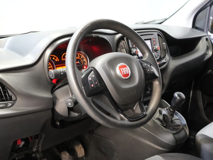 Fiat Dobló Cargo Bestelbus 1.3 MJ 95 pk BPM VRIJ! NL Auto/ Navi/ Airco/ Cruise/ PDC