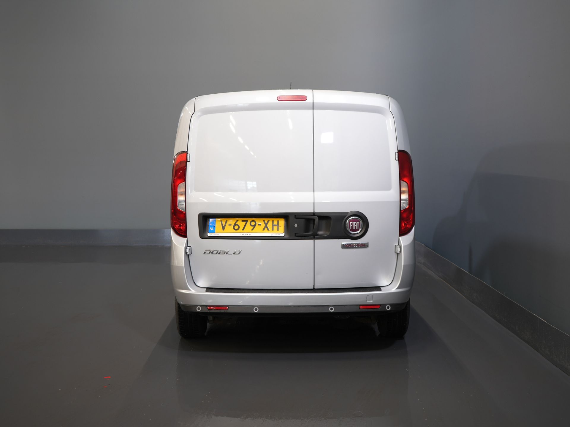 Fiat Dobló Cargo Bestelbus 1.3 MJ 95 pk BPM VRIJ! NL Auto/ Navi/ Airco/ Cruise/ PDC
