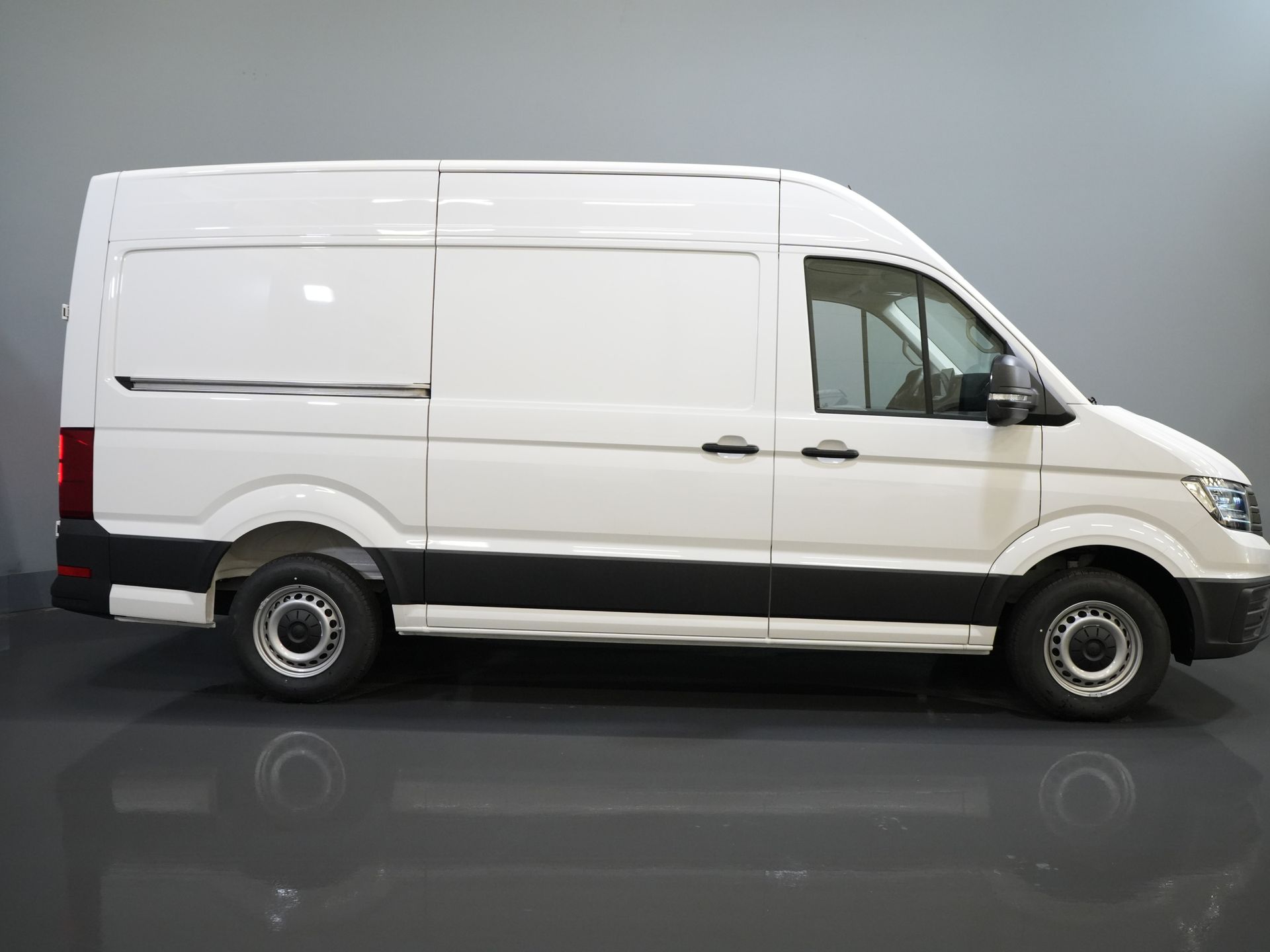 Volkswagen Crafter Van 35 2.0 TDI 140 к.с. DSG Aut. L3H3 BPM БЕЗКОШТОВНО! LED / Віртуальна кабіна / Камера / Круїз / Carplay / Gev.Stoel