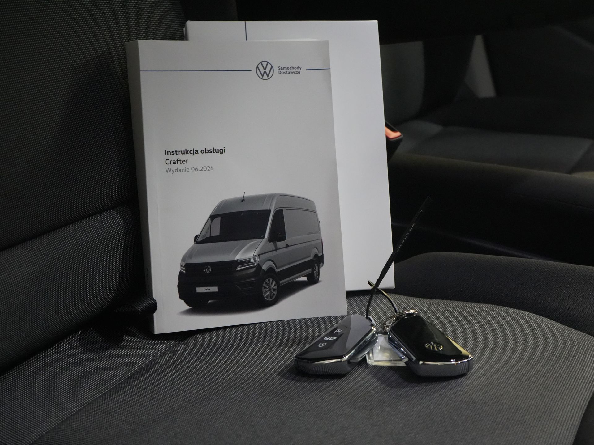 Volkswagen Crafter Van 35 2.0 TDI 140 к.с. DSG Aut. L3H3 BPM БЕЗКОШТОВНО! LED / Віртуальна кабіна / Камера / Круїз / Carplay / Gev.Stoel