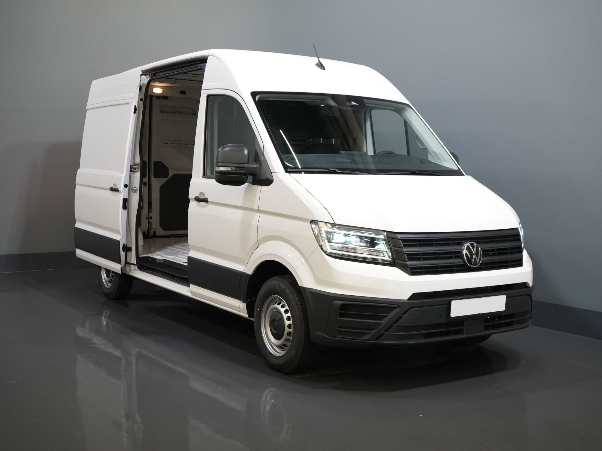 Volkswagen Crafter Van 35 2.0 TDI 140 к.с. DSG Aut. L3H3 BPM БЕЗКОШТОВНО! LED / Віртуальна кабіна / Камера / Круїз / Carplay / Gev.Stoel