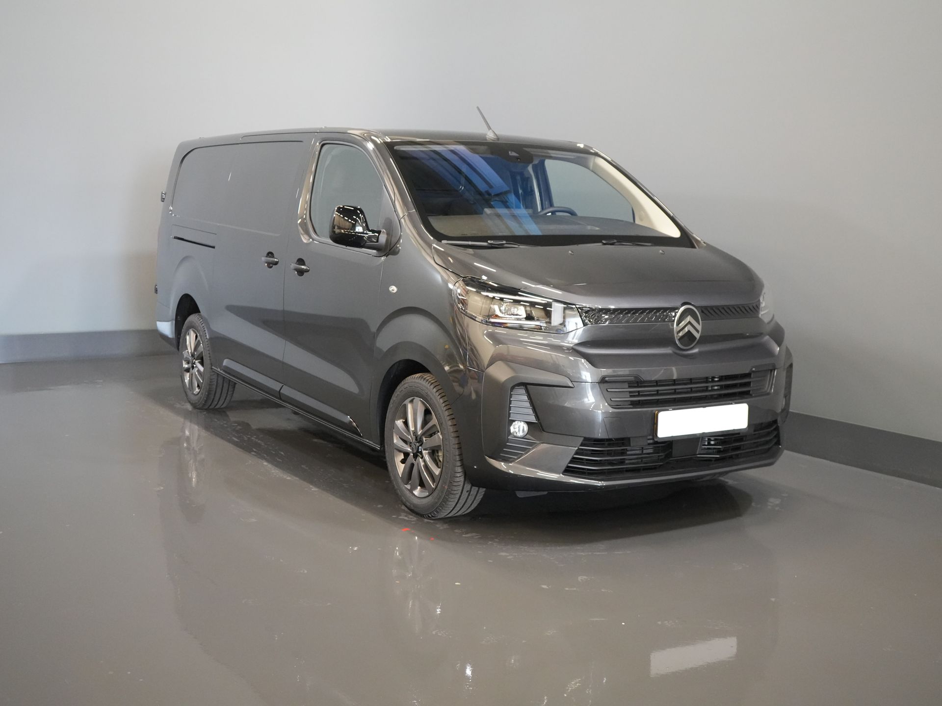 Citroën Jumpy Van 2.0 HDI 180 к.с. Aut. L3 BPM БЕЗКОШТОВНО! LED/ Віртуальний кокпіт/ Кермо/ Наві/ Carplay/ Камера/ Клімат/ PDC/ LMV/ Круїз