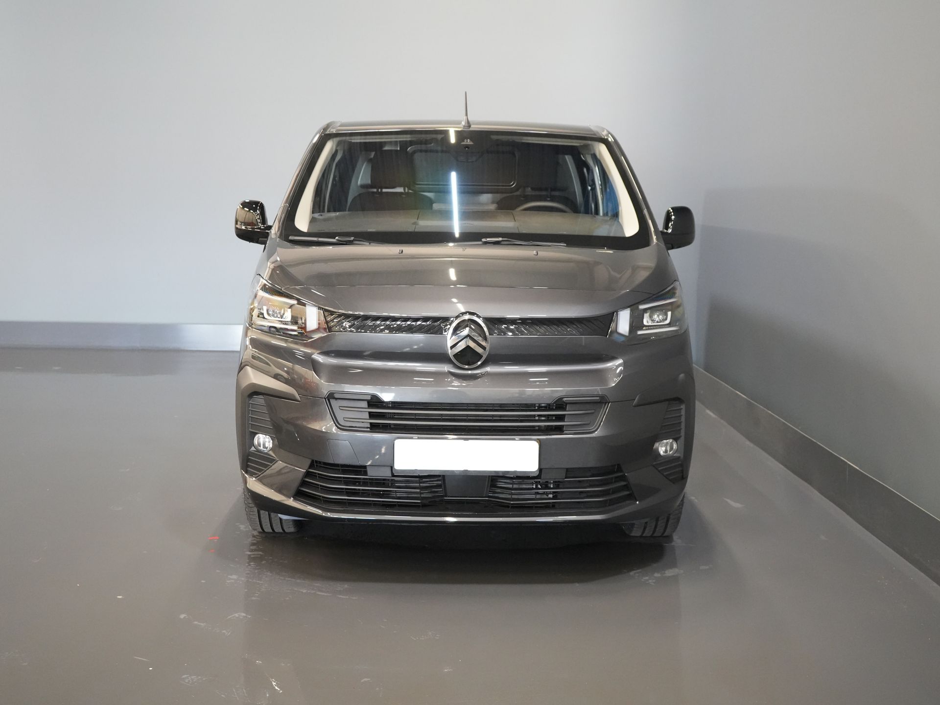 Citroën Jumpy Van 2.0 HDI 180 к.с. Aut. L3 BPM БЕЗКОШТОВНО! LED/ Віртуальний кокпіт/ Кермо/ Наві/ Carplay/ Камера/ Клімат/ PDC/ LMV/ Круїз