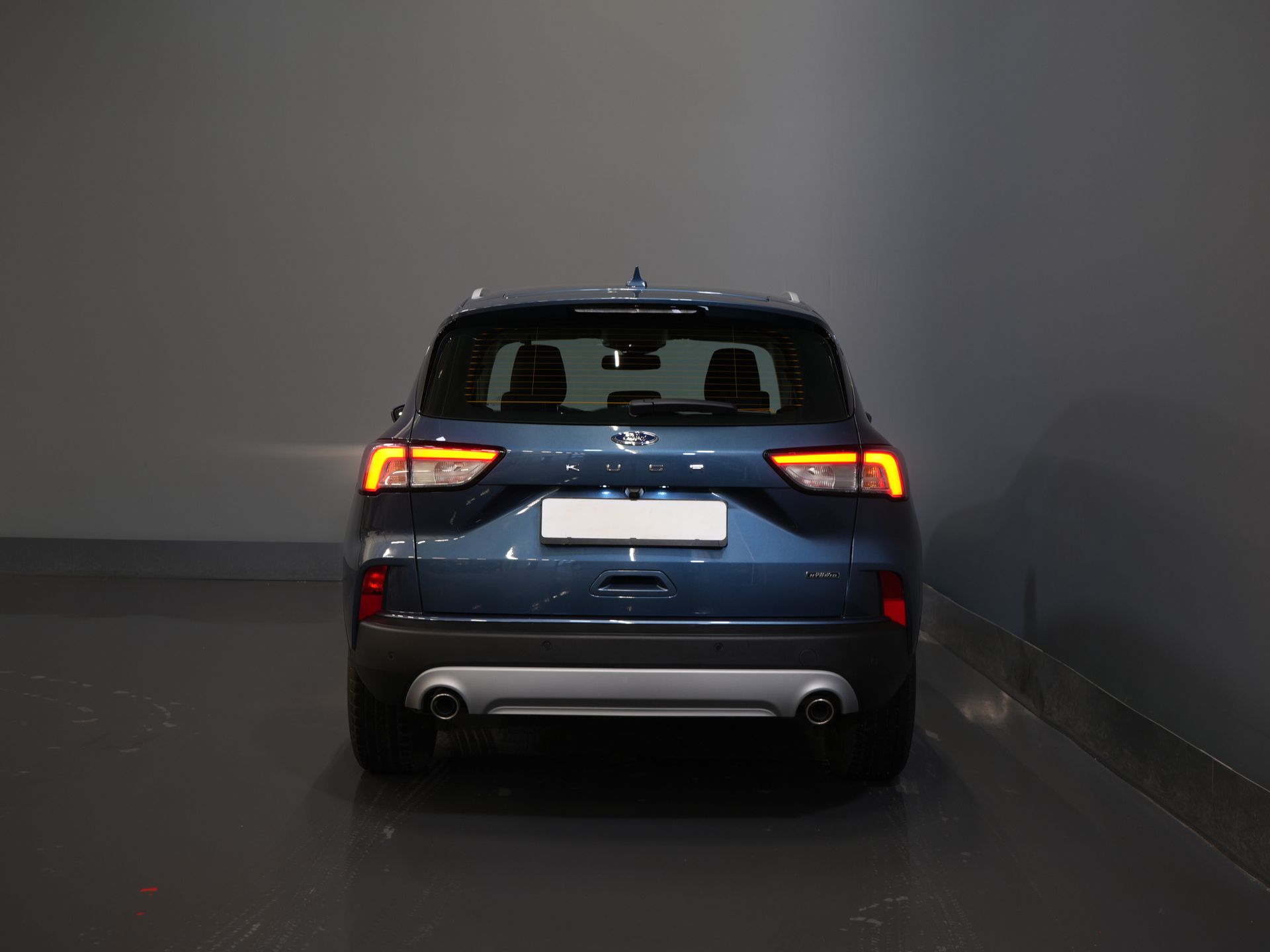 Ford Kuga SUV 2.5 PHEV 225 CV Titanium Navi/ Carplay/ Sedili riscaldati/ Volante riscaldato/ Telecamera/ PDC/ Climatizzatore