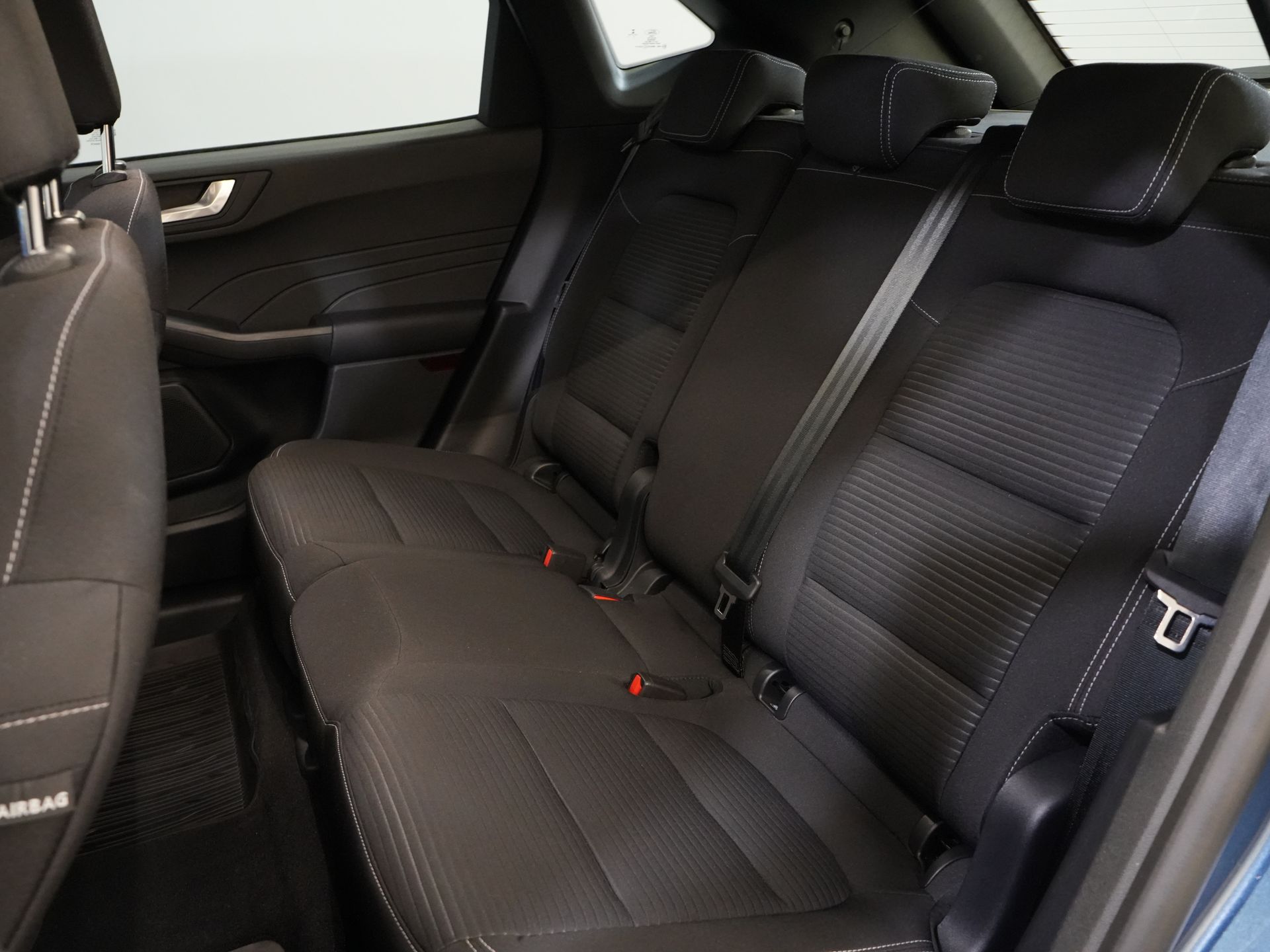 Ford Kuga SUV 2.5 PHEV 225 CV Titanium Navi/ Carplay/ Sedili riscaldati/ Volante riscaldato/ Telecamera/ PDC/ Climatizzatore