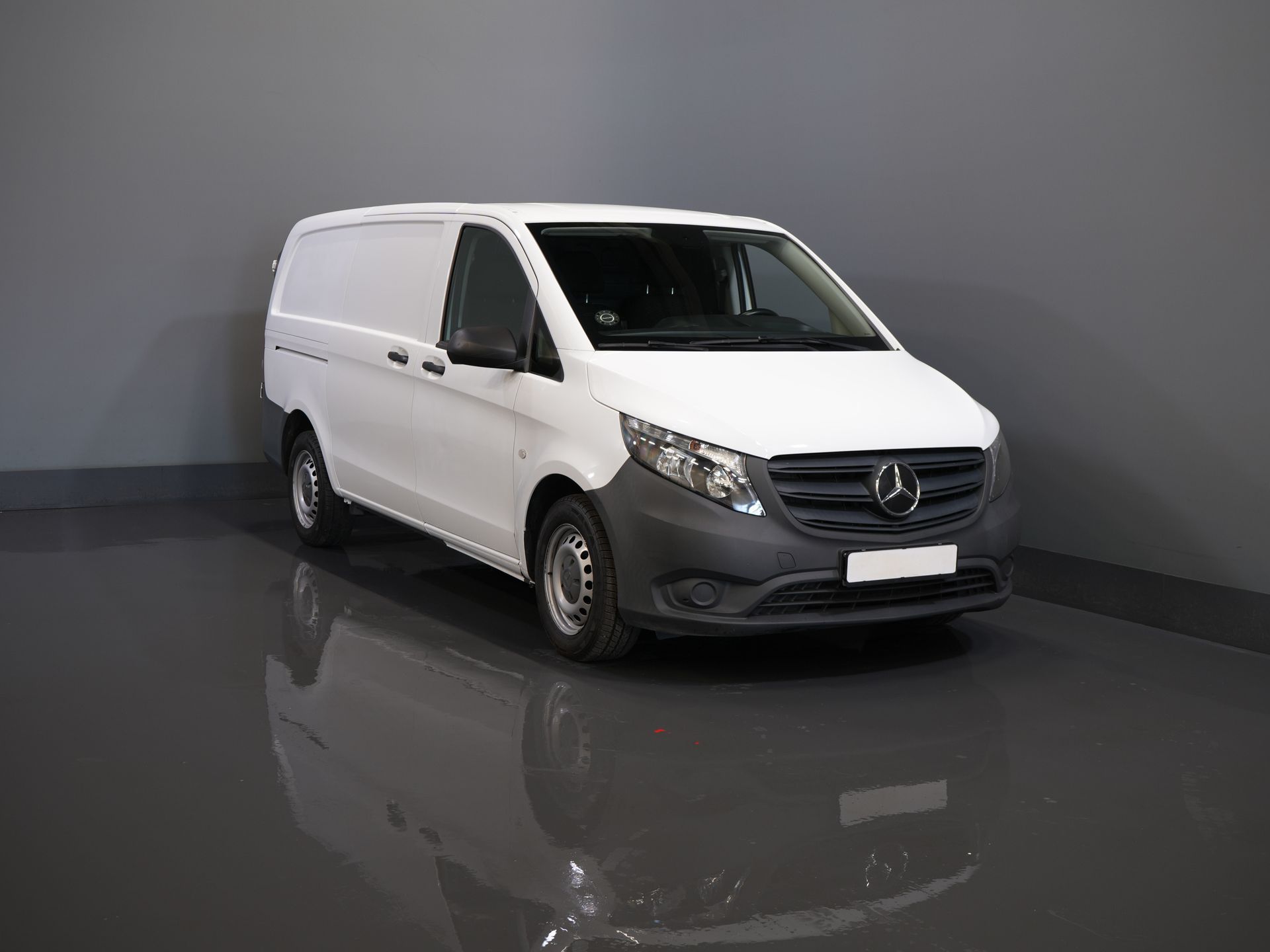 Mercedes-Benz Vito Van 114 CDI L2 Aut. BPM FREE Adapt.Cruise/ Chauffage au sol/ Chauffage des sièges/ Navi/ Carplay/ Caméra/ Crochet de remorquage/ Climatisation