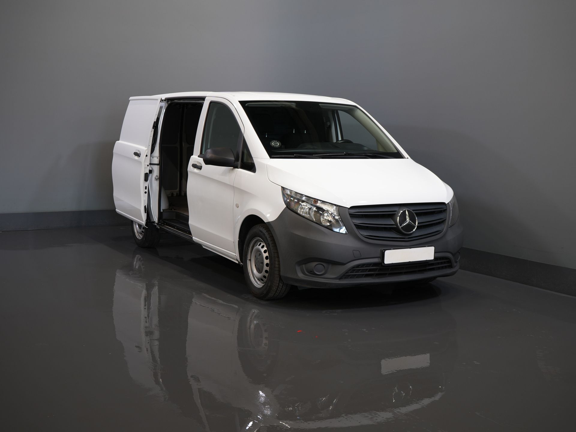 Mercedes-Benz Vito Van 114 CDI L2 Aut. BPM FREE Adapt.Cruise/ Chauffage au sol/ Chauffage des sièges/ Navi/ Carplay/ Caméra/ Crochet de remorquage/ Climatisation