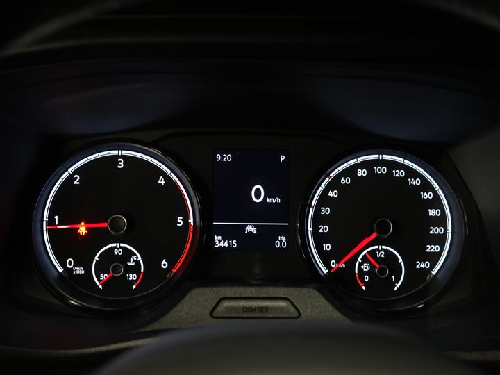 Volkswagen Transporter Furgon 2.0 TDI 150 KM DSG Aut. L2 BEZ PODATKU BPM! Adapt.Cruise/ Ogrzewanie postojowe/ Podgrzewane fotele/ Carplay/ Kamera/ PDC/ Hak holowniczy/ Klimatyzacja