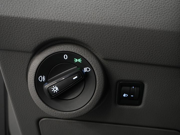 Volkswagen Transporter Furgon 2.0 TDI 150 KM DSG Aut. L2 BEZ PODATKU BPM! Adapt.Cruise/ Ogrzewanie postojowe/ Podgrzewane fotele/ Carplay/ Kamera/ PDC/ Hak holowniczy/ Klimatyzacja