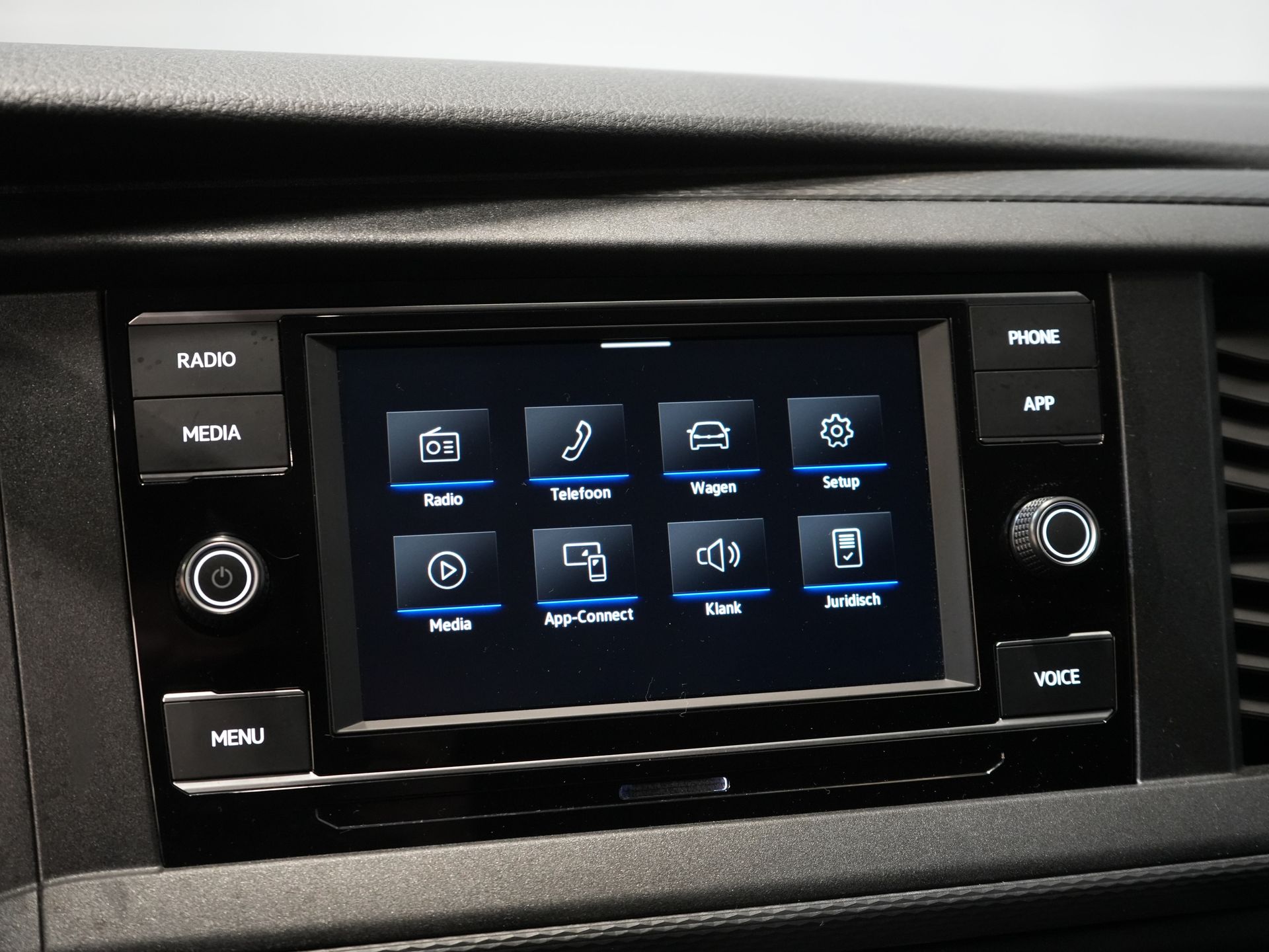 Volkswagen Transporter Furgon 2.0 TDI 150 KM DSG Aut. L2 BEZ PODATKU BPM! Adapt.Cruise/ Ogrzewanie postojowe/ Podgrzewane fotele/ Carplay/ Kamera/ PDC/ Hak holowniczy/ Klimatyzacja