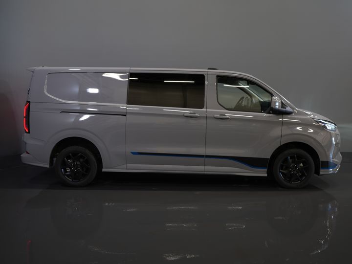 Ford Transit Custom Van 320 2.5 PHEV L2 Sport DC Double Cab 2xSchiebetür/ Adapt.Cruise/ Elek.Seat/ LED/ Carplay/ Standheizung/ Sitzheizung/ Lenkrad.