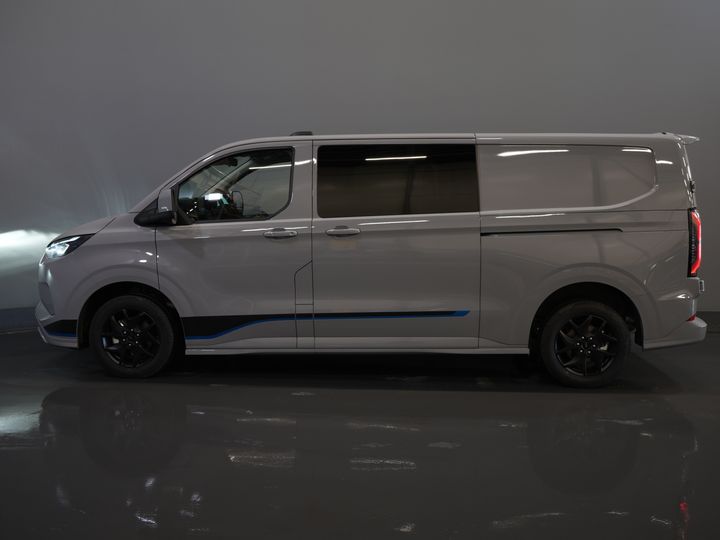Ford Transit Custom Van 320 2.5 PHEV L2 Sport DC Double Cab 2xSchiebetür/ Adapt.Cruise/ Elek.Seat/ LED/ Carplay/ Standheizung/ Sitzheizung/ Lenkrad.