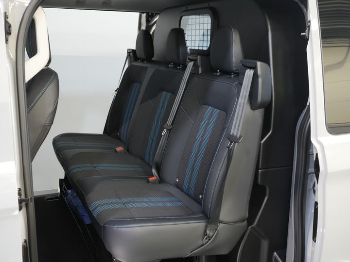 Ford Transit Custom Van 320 2.5 PHEV L2 Sport DC Double Cab 2xSchiebetür/ Adapt.Cruise/ Elek.Seat/ LED/ Carplay/ Standheizung/ Sitzheizung/ Lenkrad.