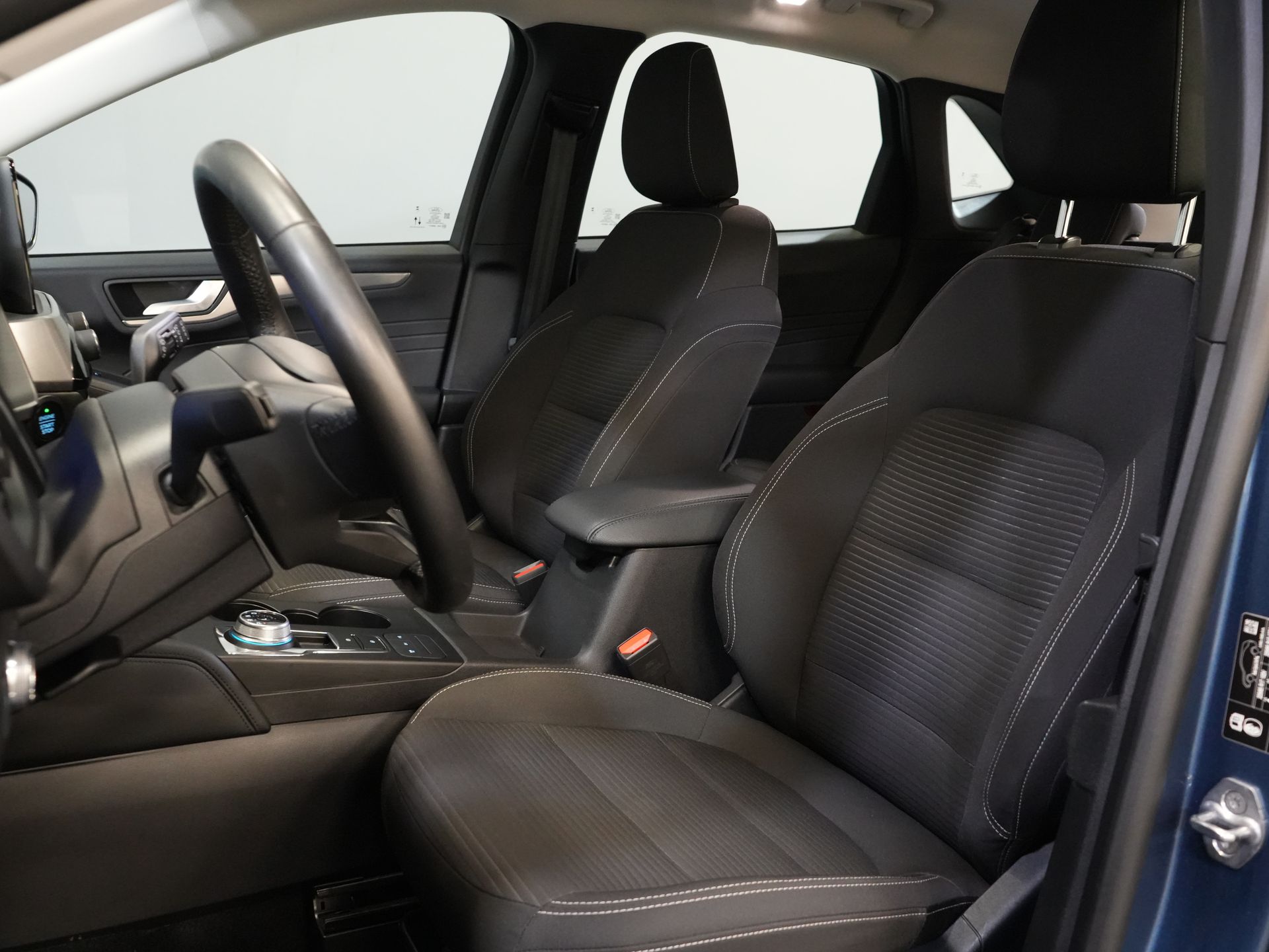 Ford Kuga SUV 2.5 PHEV 225 KM Titanium Navi/ Carplay/ Podgrzewane fotele/ Podgrzewana kierownica/ Kamera/ PDC/ Klimatyzacja