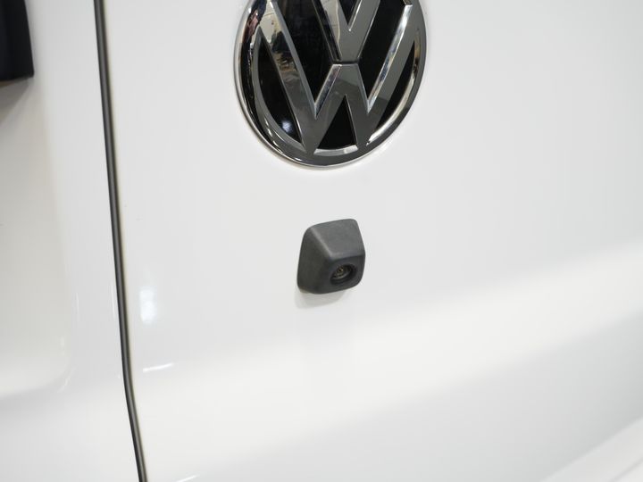 Volkswagen Transporter Delivery Van T6.1 2.0 TDI 150 hp DSG Automatic L2 2xSliding Door/ Carplay/ Camera/ Cruise Control/ PDC/ Air Conditioning