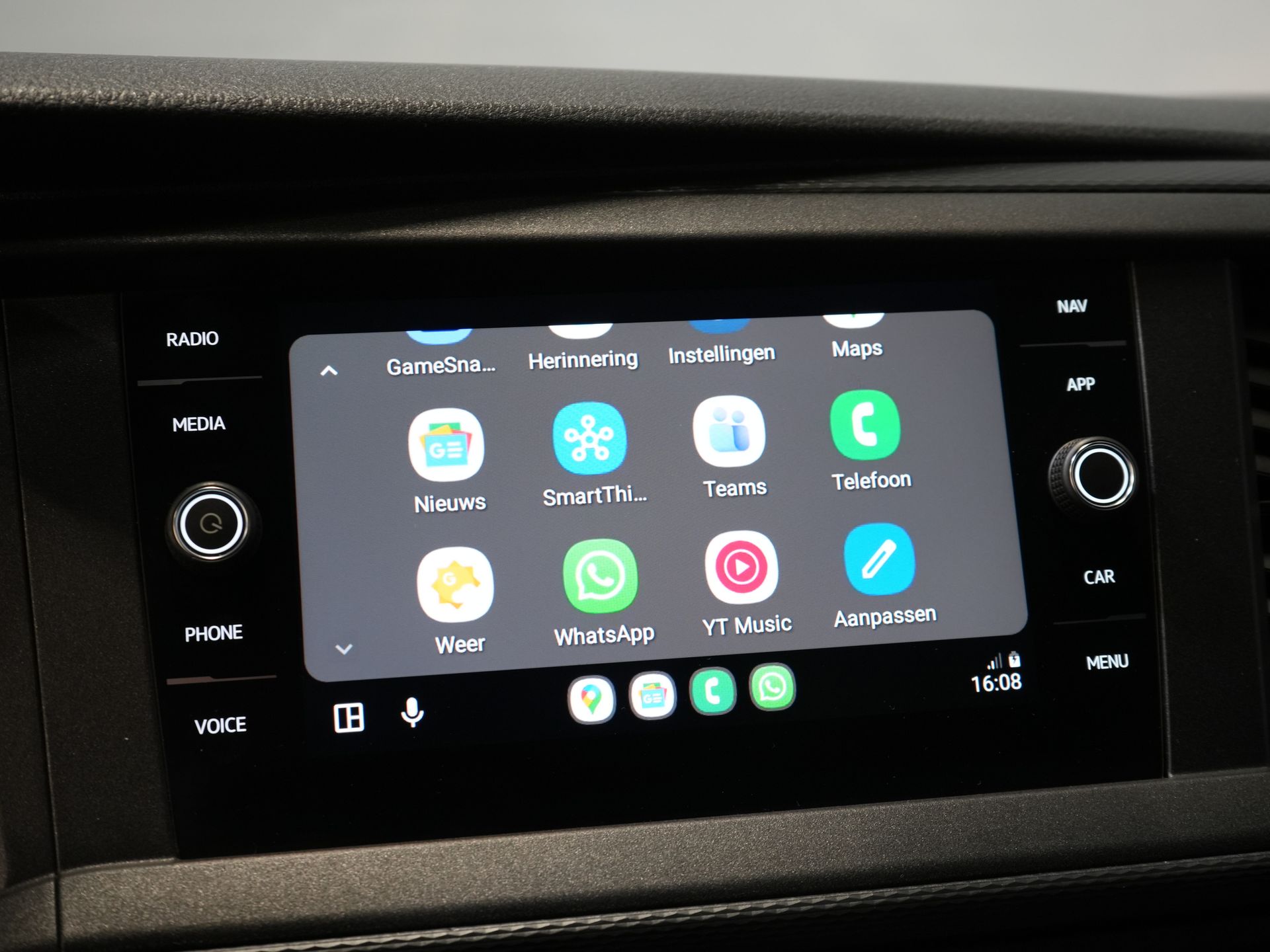 Volkswagen Transporter Delivery Van T6.1 2.0 TDI 150 hp DSG Automatic L2 2xSliding Door/ Carplay/ Camera/ Cruise Control/ PDC/ Air Conditioning