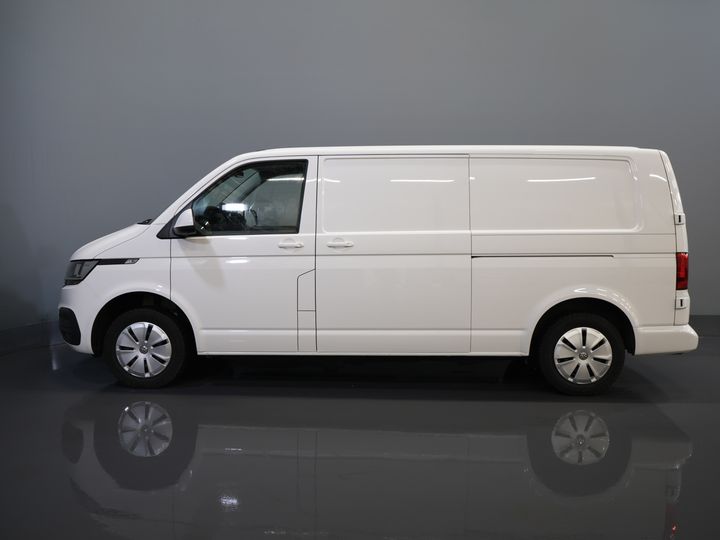 Volkswagen Transporter Delivery Van T6.1 2.0 TDI 150 hp DSG Automatic L2 2xSliding Door/ Carplay/ Camera/ Cruise Control/ PDC/ Air Conditioning