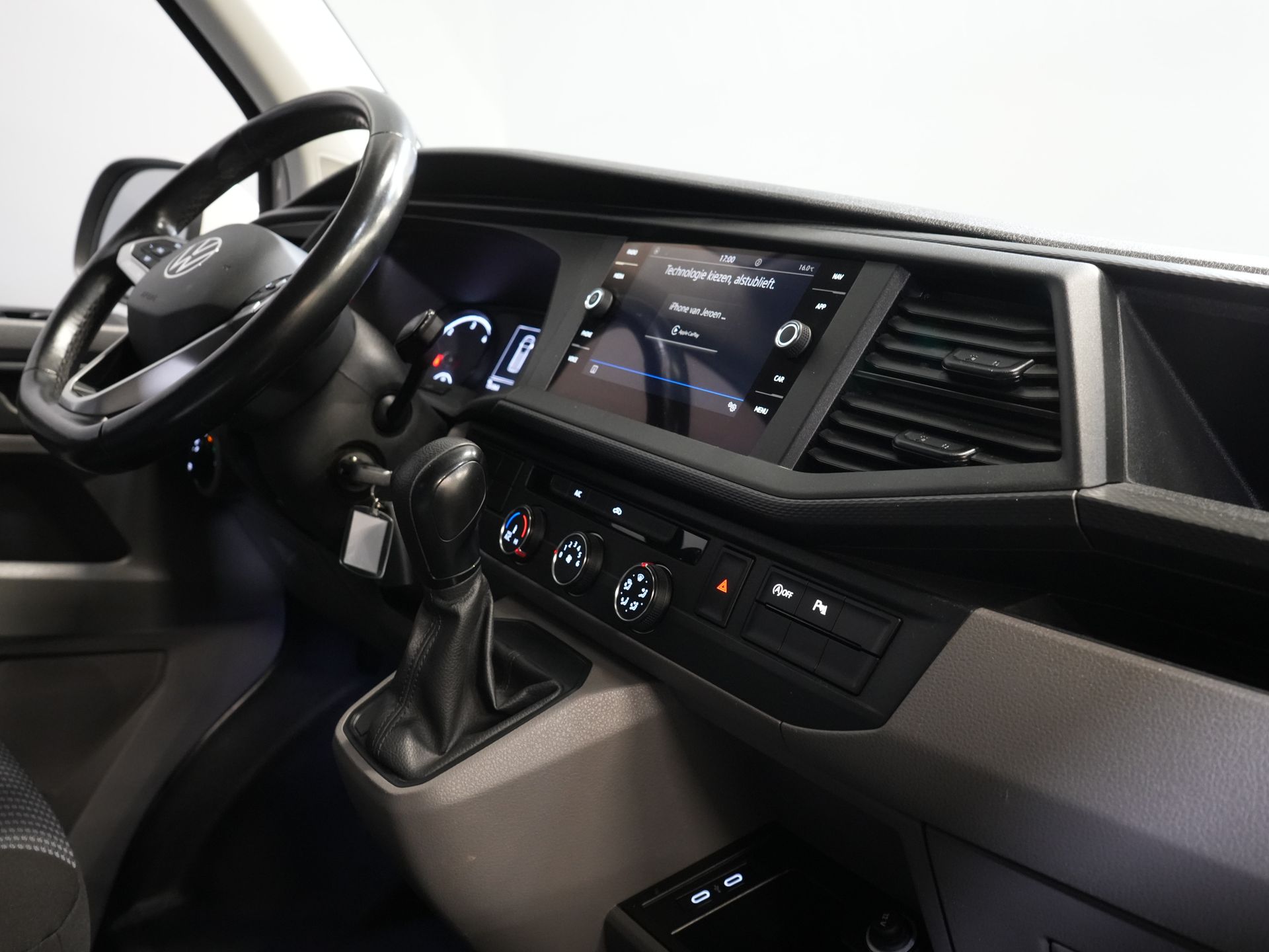 Volkswagen Transporter Delivery Van T6.1 2.0 TDI 150 hp DSG Automatic L2 2xSliding Door/ Carplay/ Camera/ Cruise Control/ PDC/ Air Conditioning