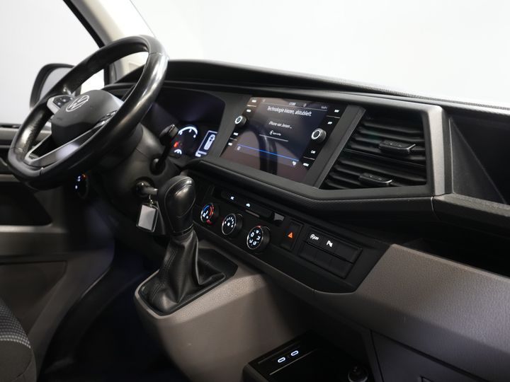 Volkswagen Transporter Delivery Van T6.1 2.0 TDI 150 hp DSG Automatic L2 2xSliding Door/ Carplay/ Camera/ Cruise Control/ PDC/ Air Conditioning