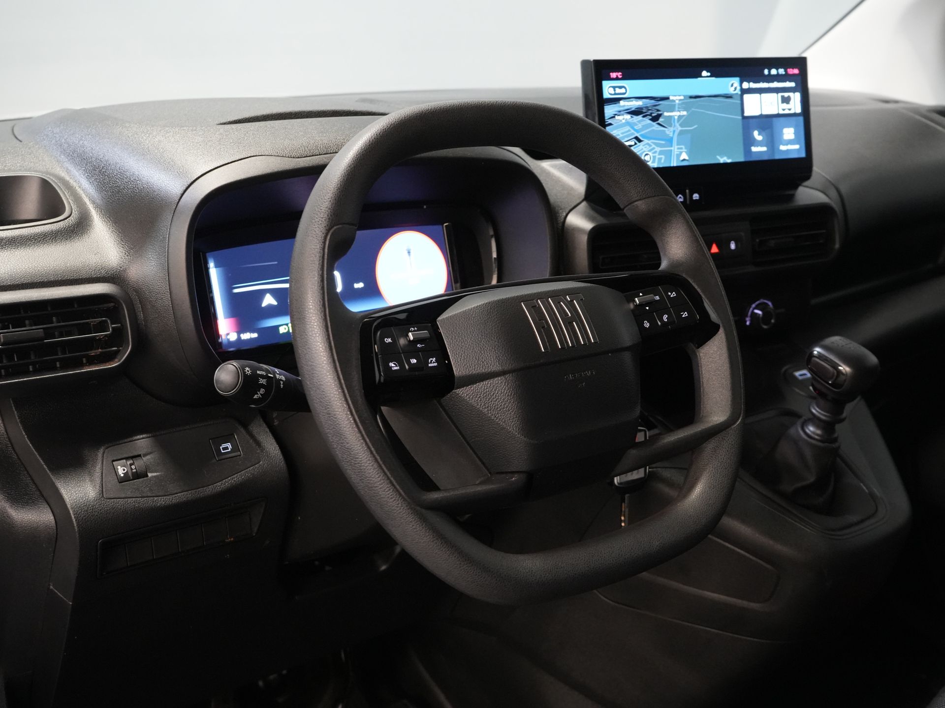 Fiat Doblò Bestelbus 1.5 HDi 100 pk 3 Pers./ Carplay/ Camera/ Navi/ PDC/ Cruise/ Airco