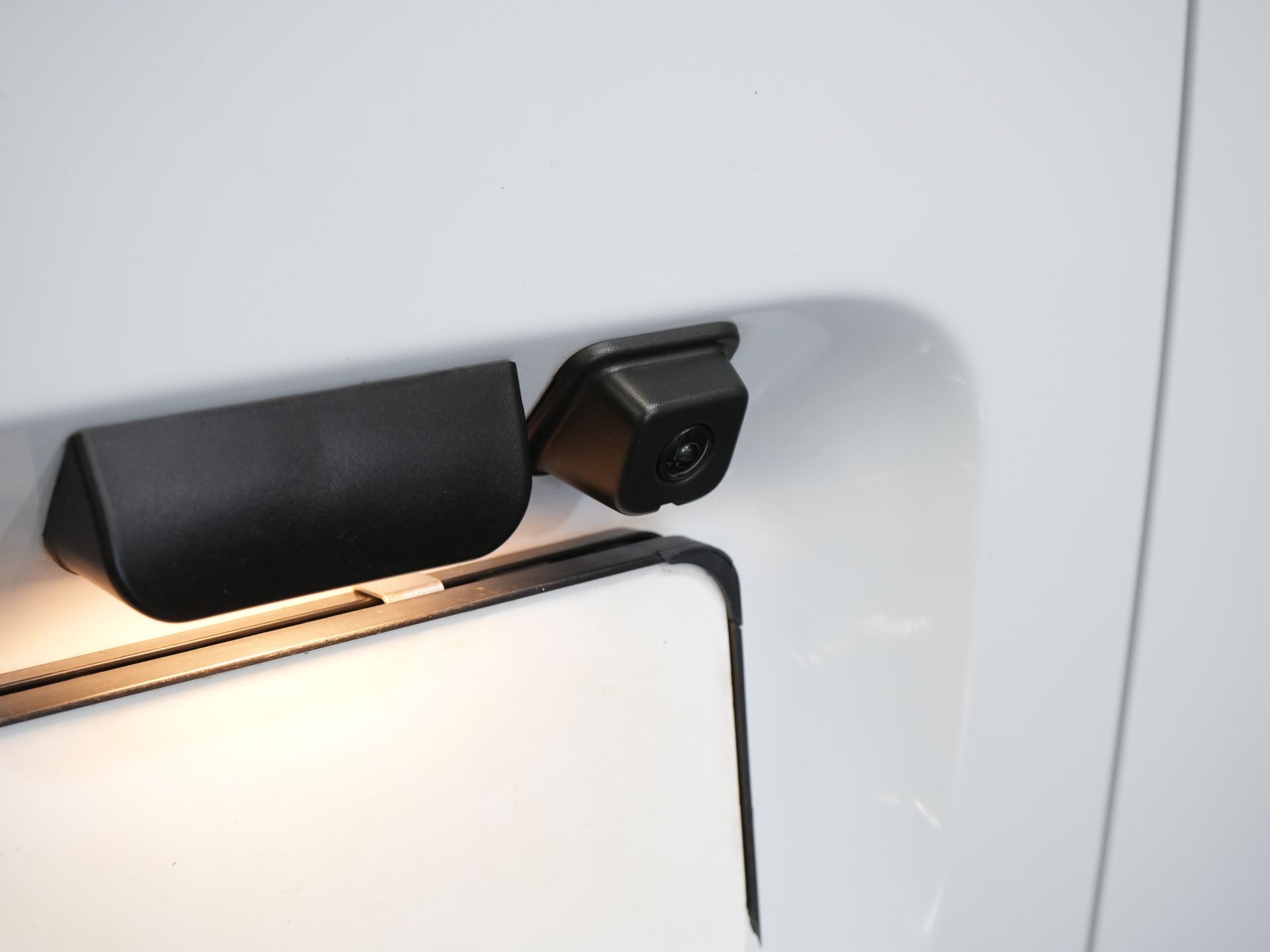 Fiat Doblò Bestelbus 1.5 HDi 100 pk 3 Pers./ Carplay/ Camera/ Navi/ PDC/ Cruise/ Airco