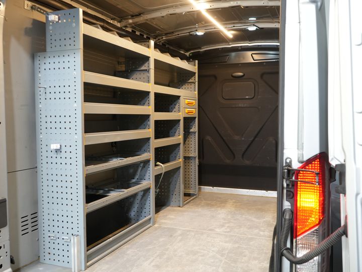 Ford Transit Furgonetă 350 2.0 TDCI 130 pk L2H2 Trend Echipare / Cruise / PDC / DAB / Aer condiționat