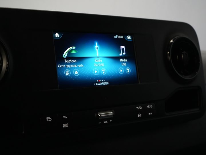 MAN TGE Van (SPRINTER) Aut. L2H2 BPM FREE/ LED/ Încălzire stand/ Încălzire scaune/ Carplay/ Cruise/ Cameră
