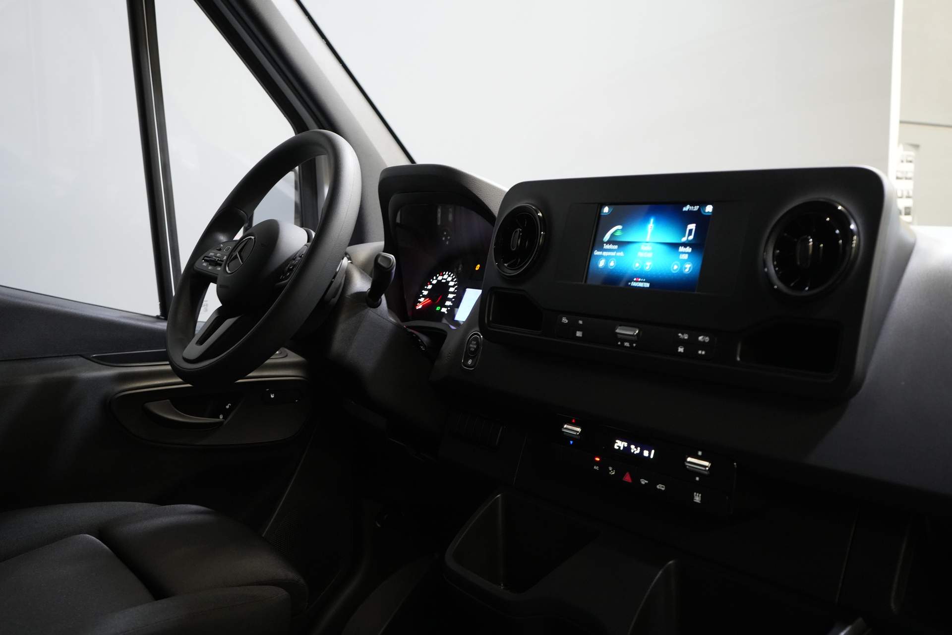 MAN TGE фургон (SPRINTER) авт. L2H2 BPM FREE/ LED/ Підігрів підставки/ Підігрів сидінь/ Carplay/ Круїз/ Камера