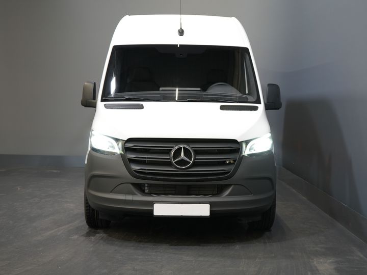 MAN TGE Van (SPRINTER) Aut. L2H2 BPM FREE/ LED/ Încălzire stand/ Încălzire scaune/ Carplay/ Cruise/ Cameră