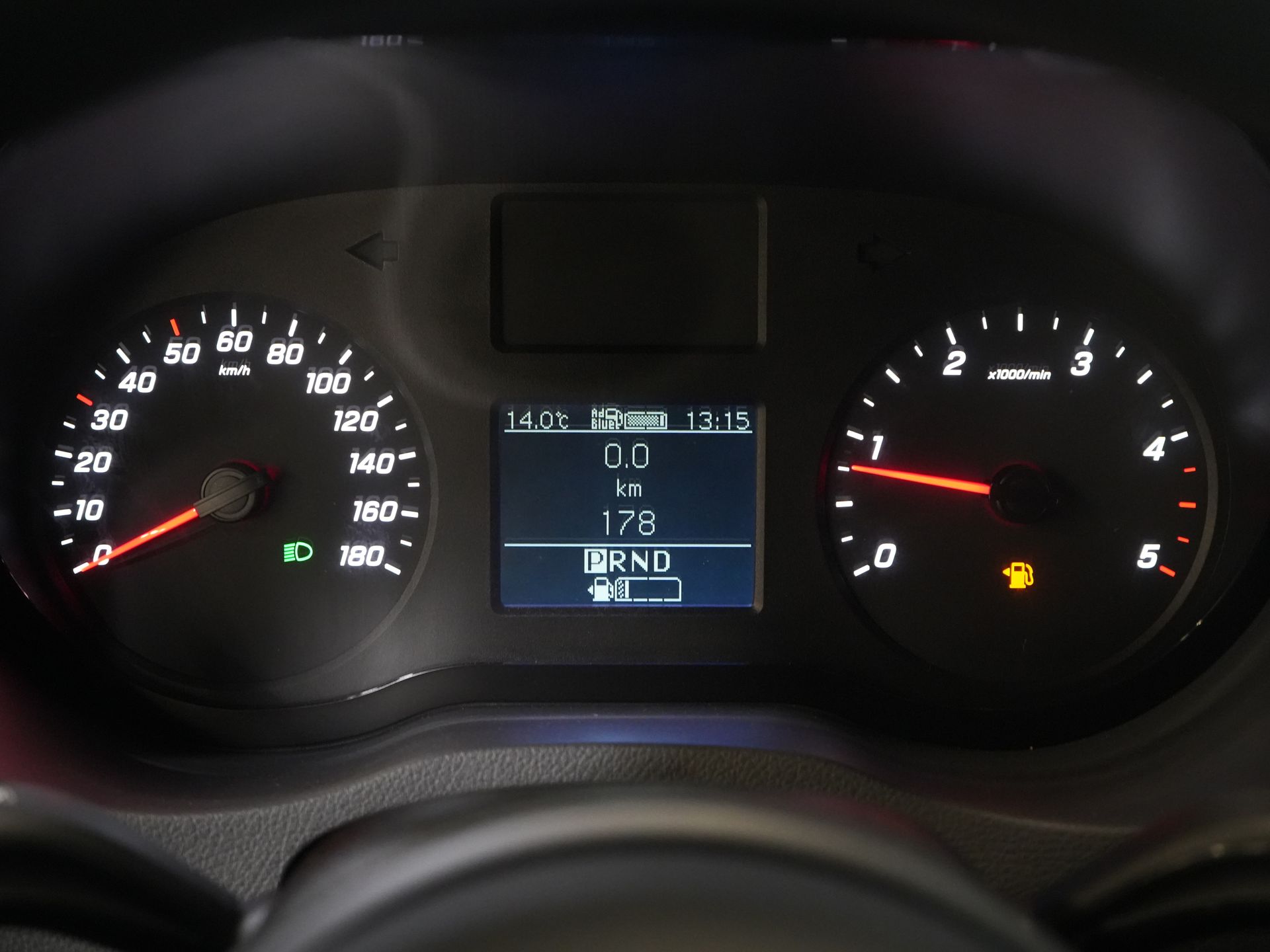 Volkswagen Crafter Van (MB Sprinter 211) Aut. L2H2 BPM FREE/ LED/ Calefacción de pie/ Calefacción de asiento/ Carplay/ Cruise/ Cámara