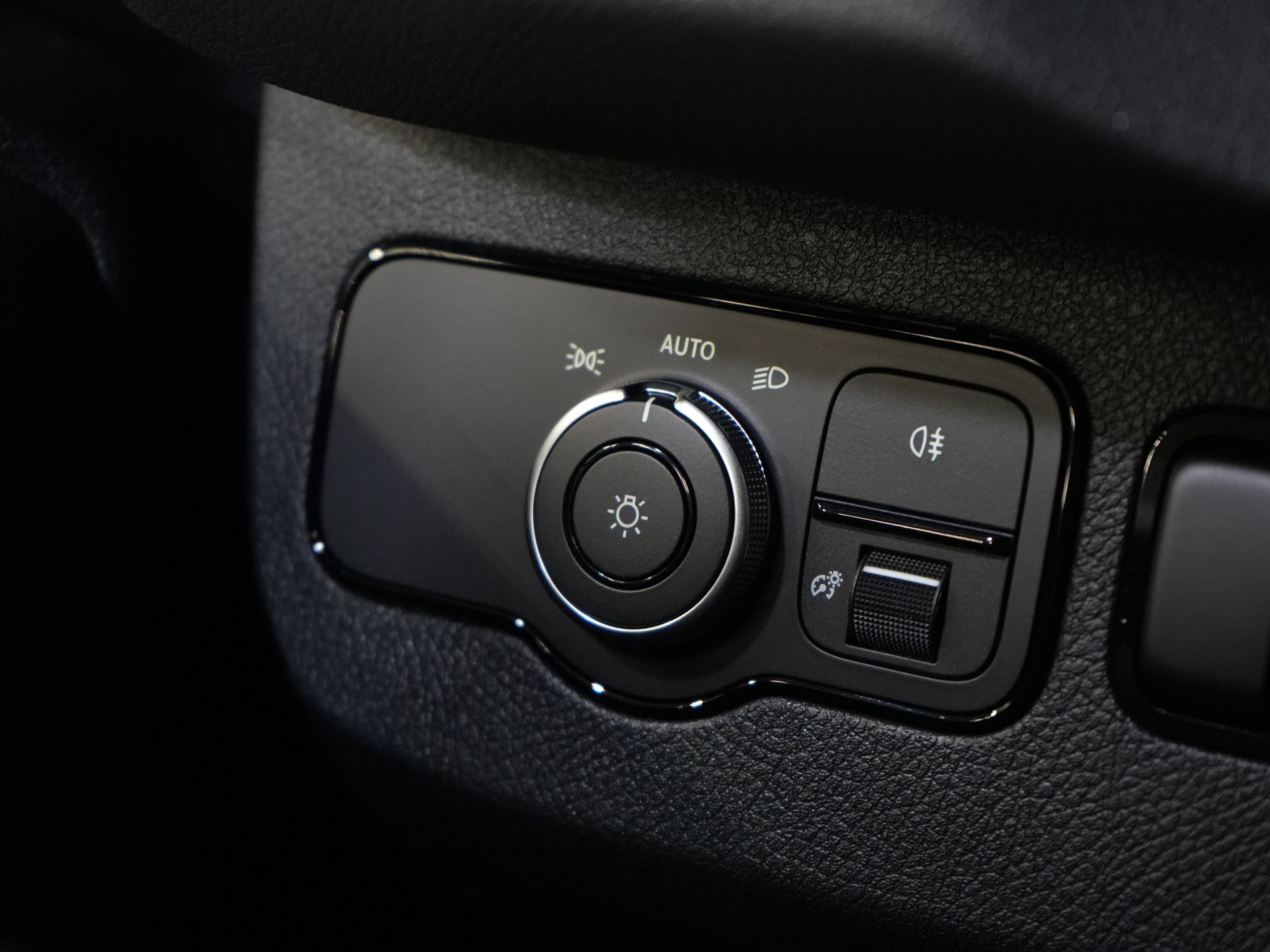 MAN TGE Van (SPRINTER) Aut. L2H2 BPM FREE/ LED/ Încălzire stand/ Încălzire scaune/ Carplay/ Cruise/ Cameră
